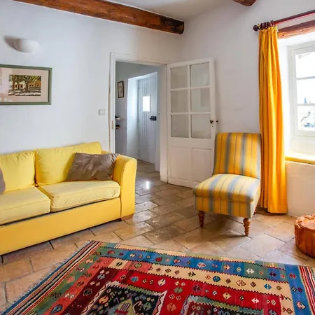 Le Vieux Mas By Villa