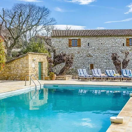 Villa Le Vieux Mas By